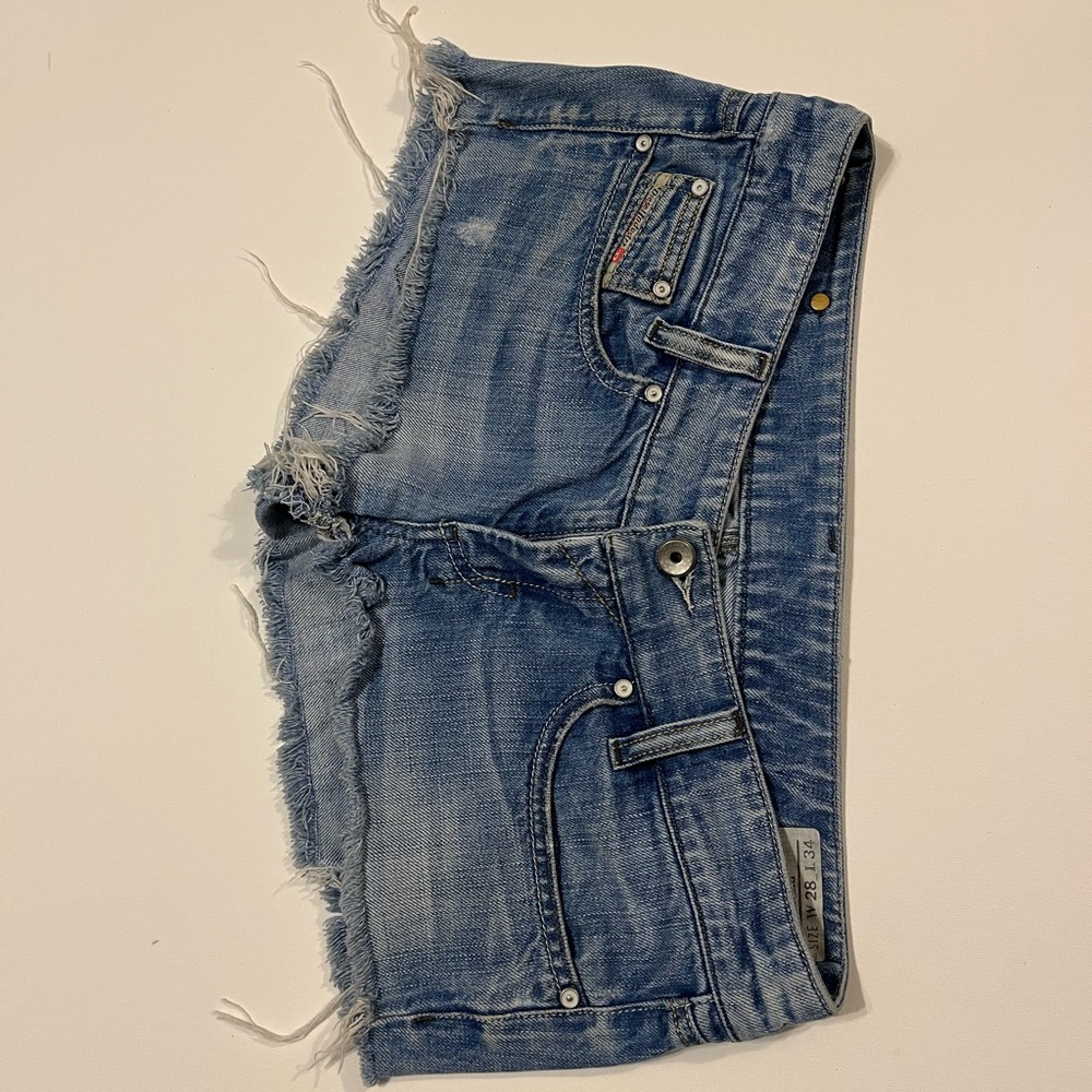 Diesel Daisy Duke jean shorts size 28, y2k low rise denim
